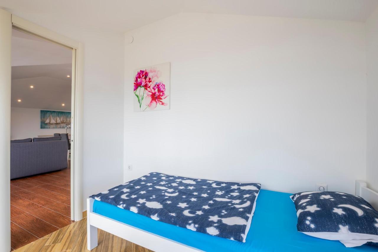 Apartment Vita Rijeka Exterior photo